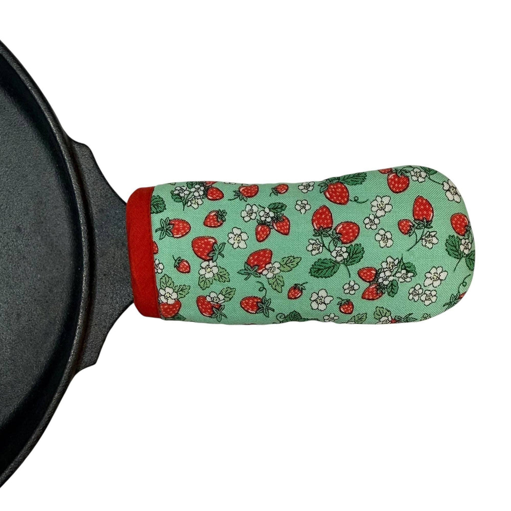 Skillet Mitt | Strawberry Patch