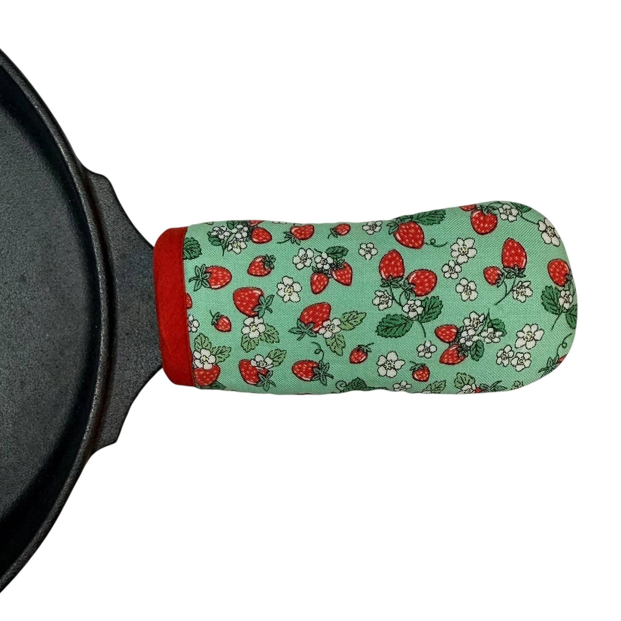 Skillet Mitt | Strawberry Patch