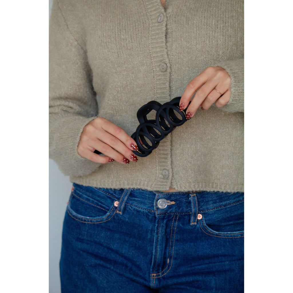 Claw Clip | Matte Looped Black