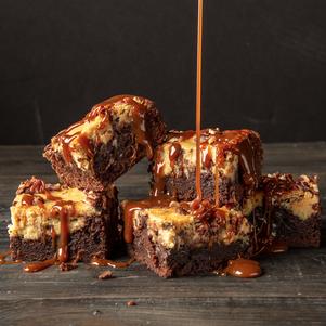 Turtle Cheesecake | Cheeseball & Dessert Mix