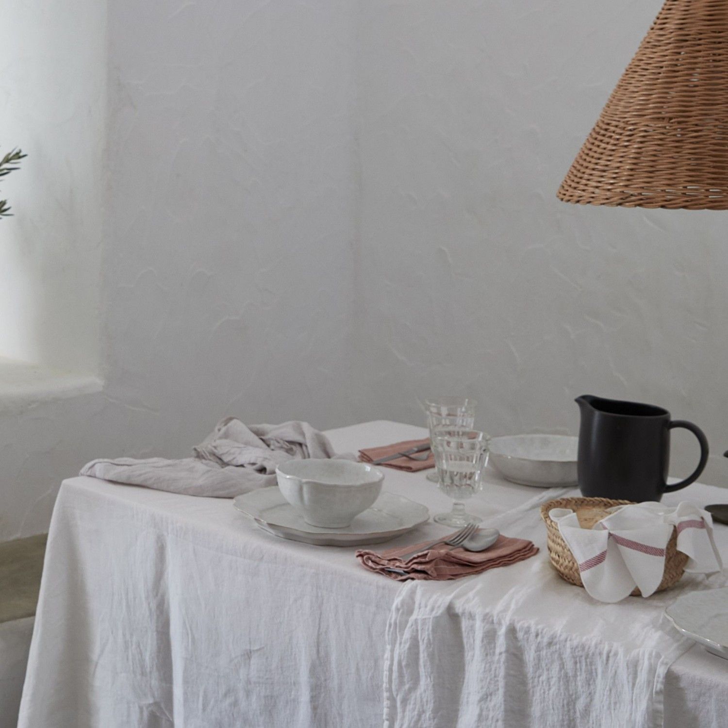 Impressions Dinnerware | White