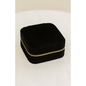 Velvet Jewelry Case |  Pearl