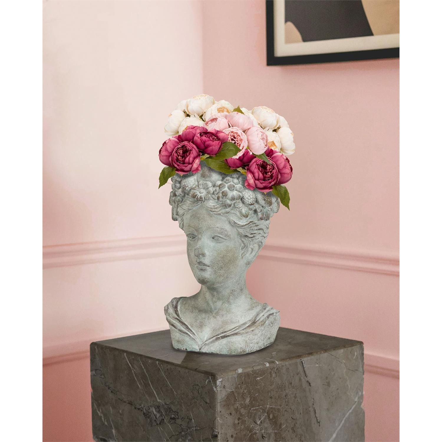 Carmen Planter