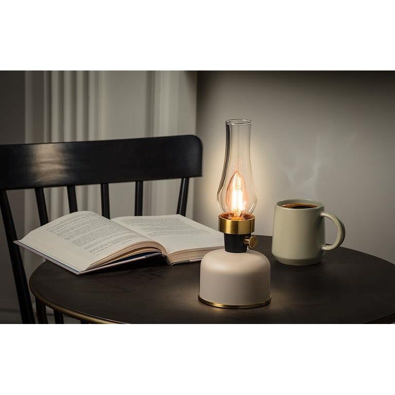 Lantern LED Lamp w/Chimney