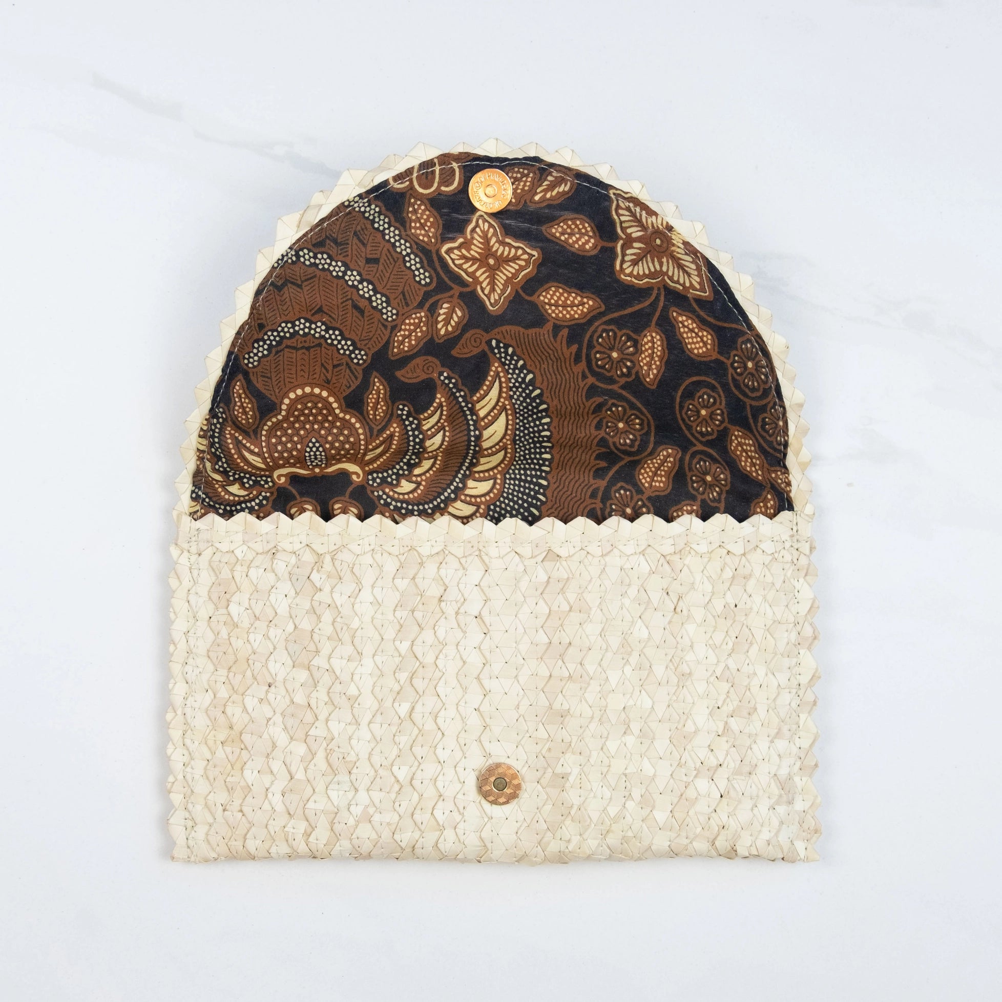 Straw Clutch