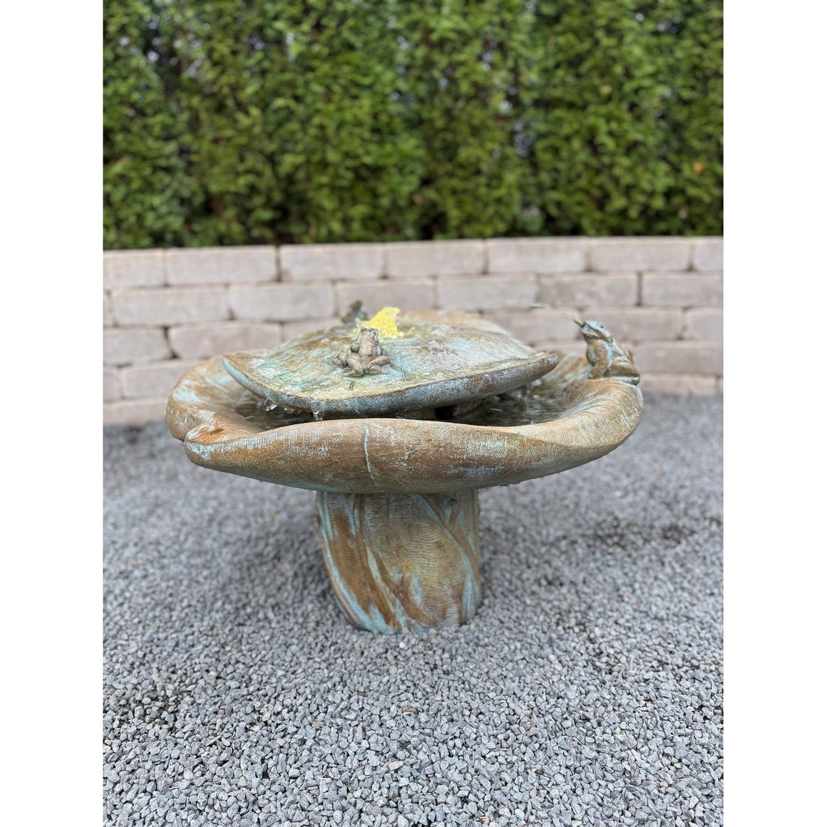 Frog Buddies Fountain