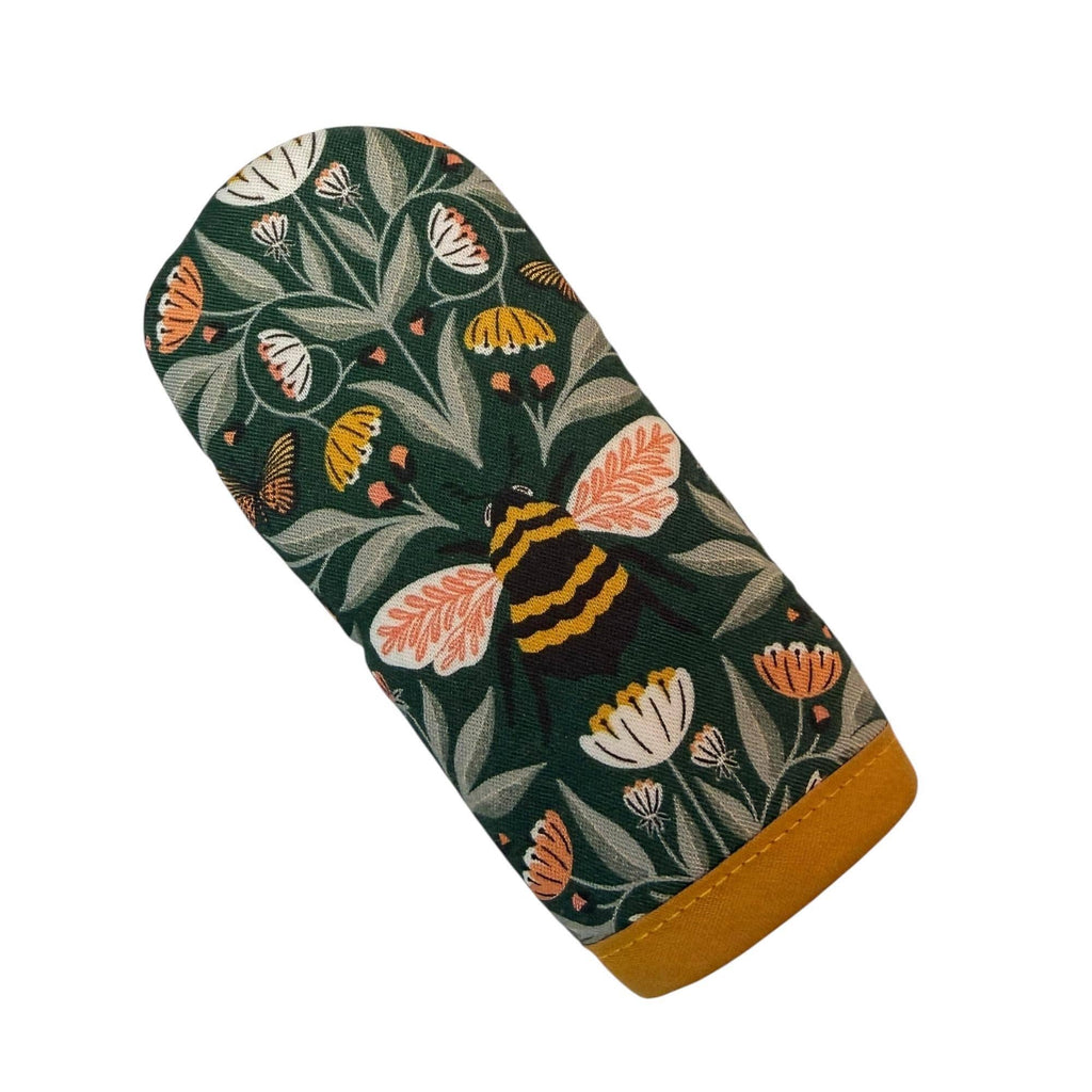 Skillet Mitt | Bumble Bee Garden