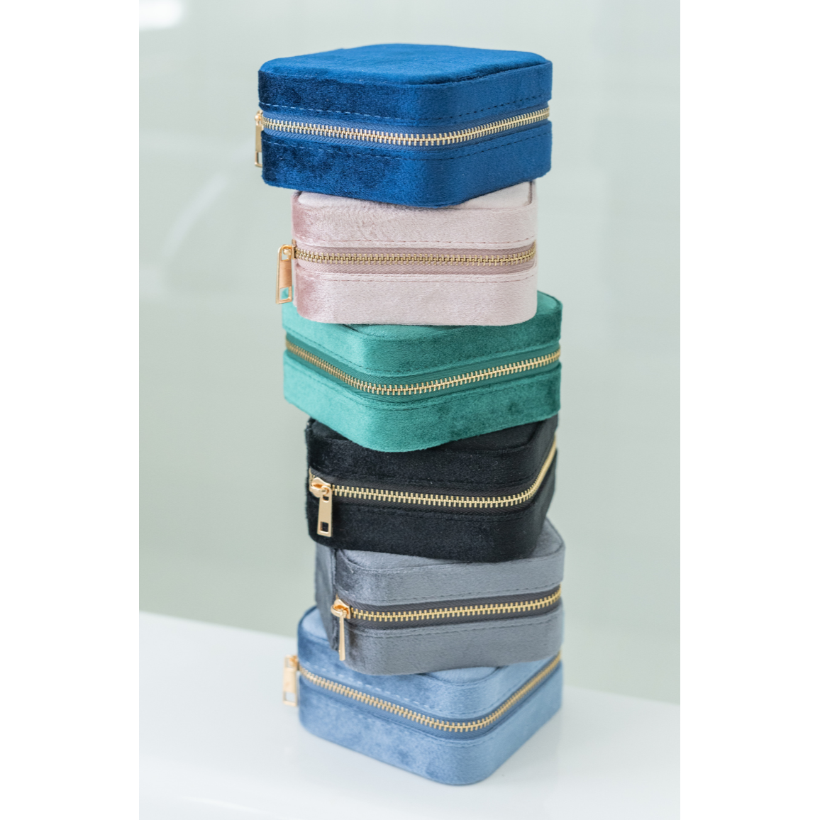 Velvet Jewelry Case | Sterling Grey