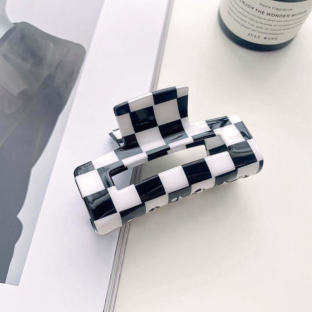 ACCITY - Checkerboard Hair Claw – Candy Color Acetate Look_CWMM10084: BLACK1 / (OS) 1