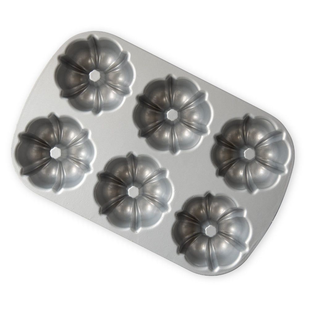 Classic Bundtlette® Cake Pan