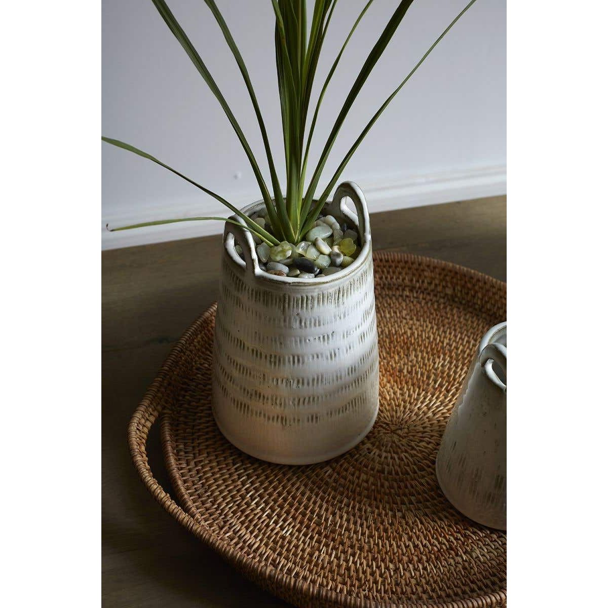 Lela Vase