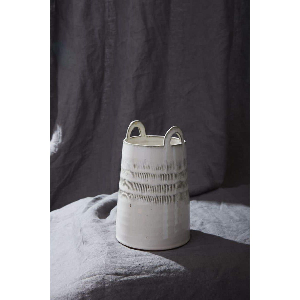 Lela Vase