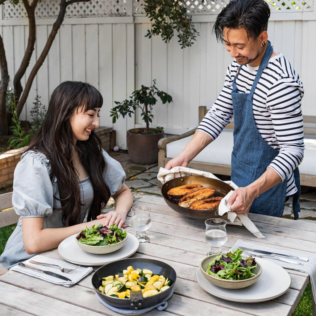 MINERAL B Carbon Steel Oval Roasting Pan
