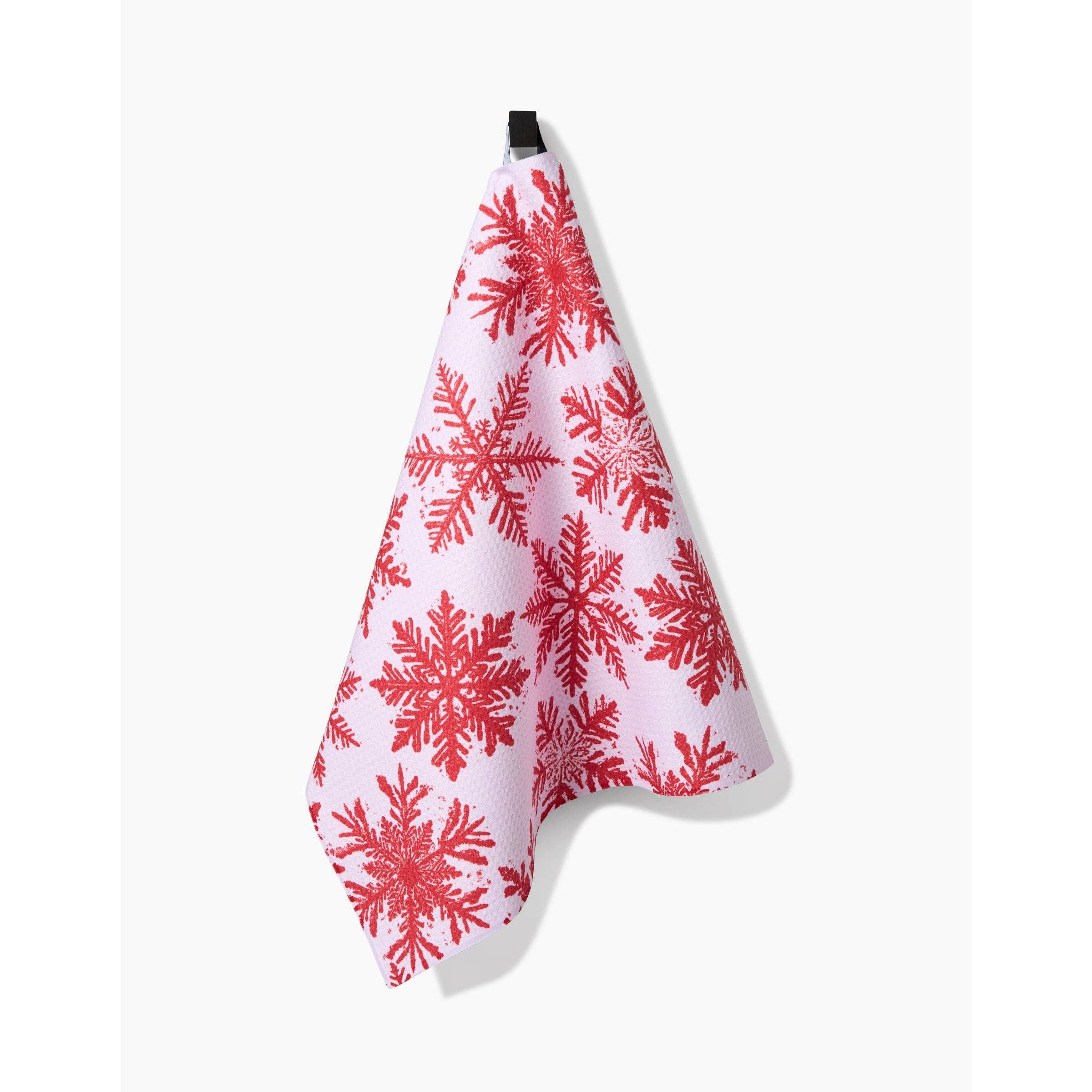 Geometry - Snowy Days Red