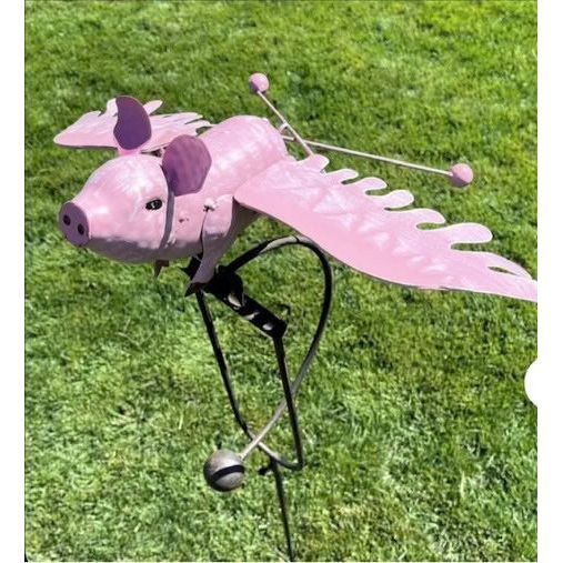 Rocker | When Pigs Fly – Moss & Embers