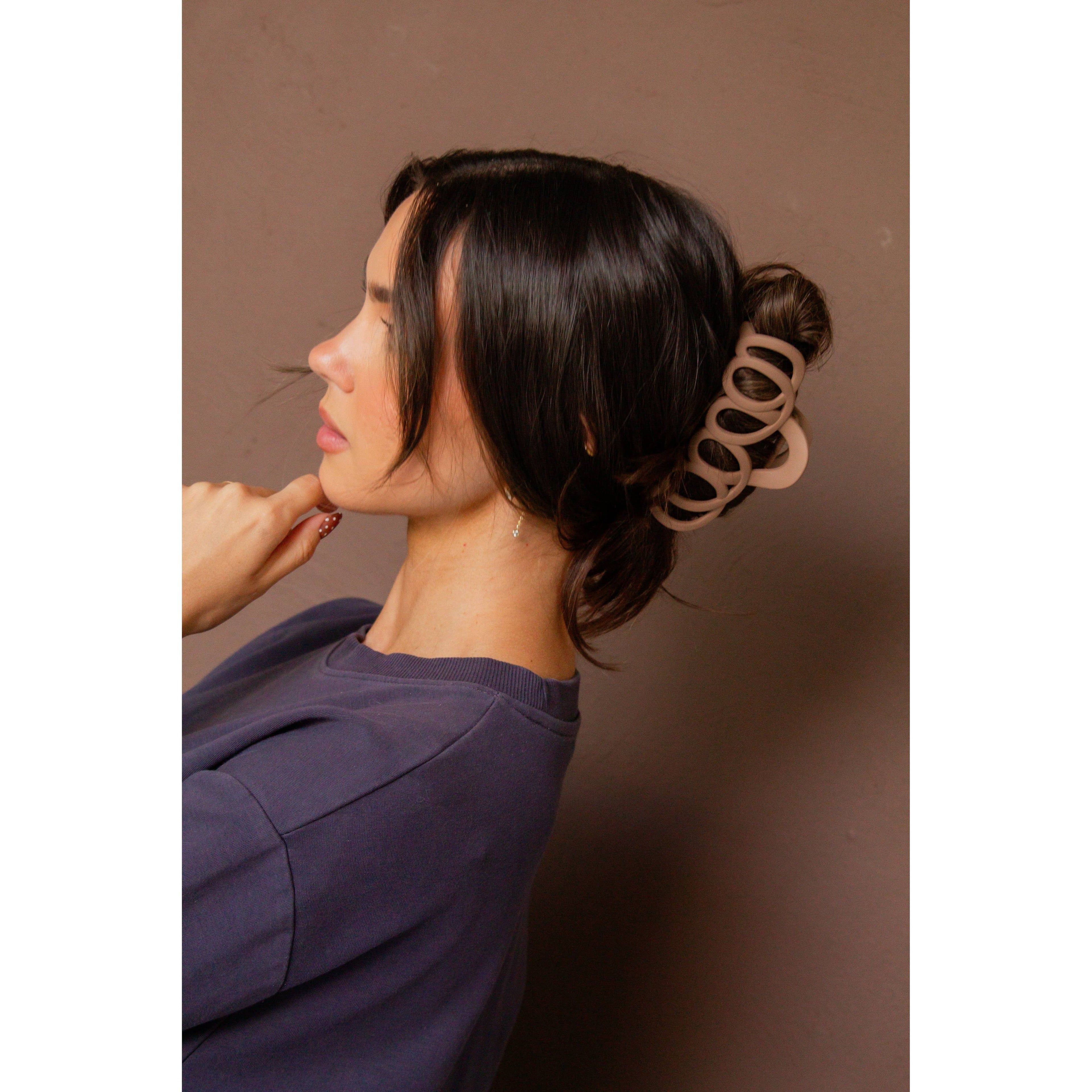 Claw Clip | Matte Looped Black