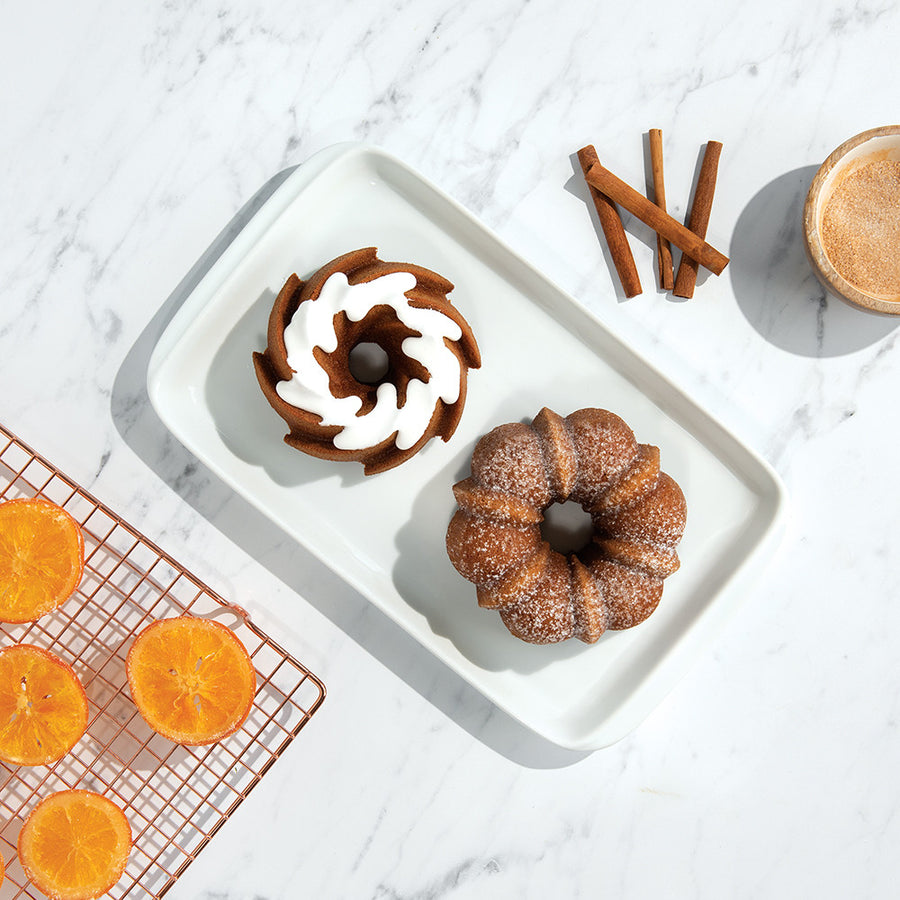 Classic Bundt® Duet Pan