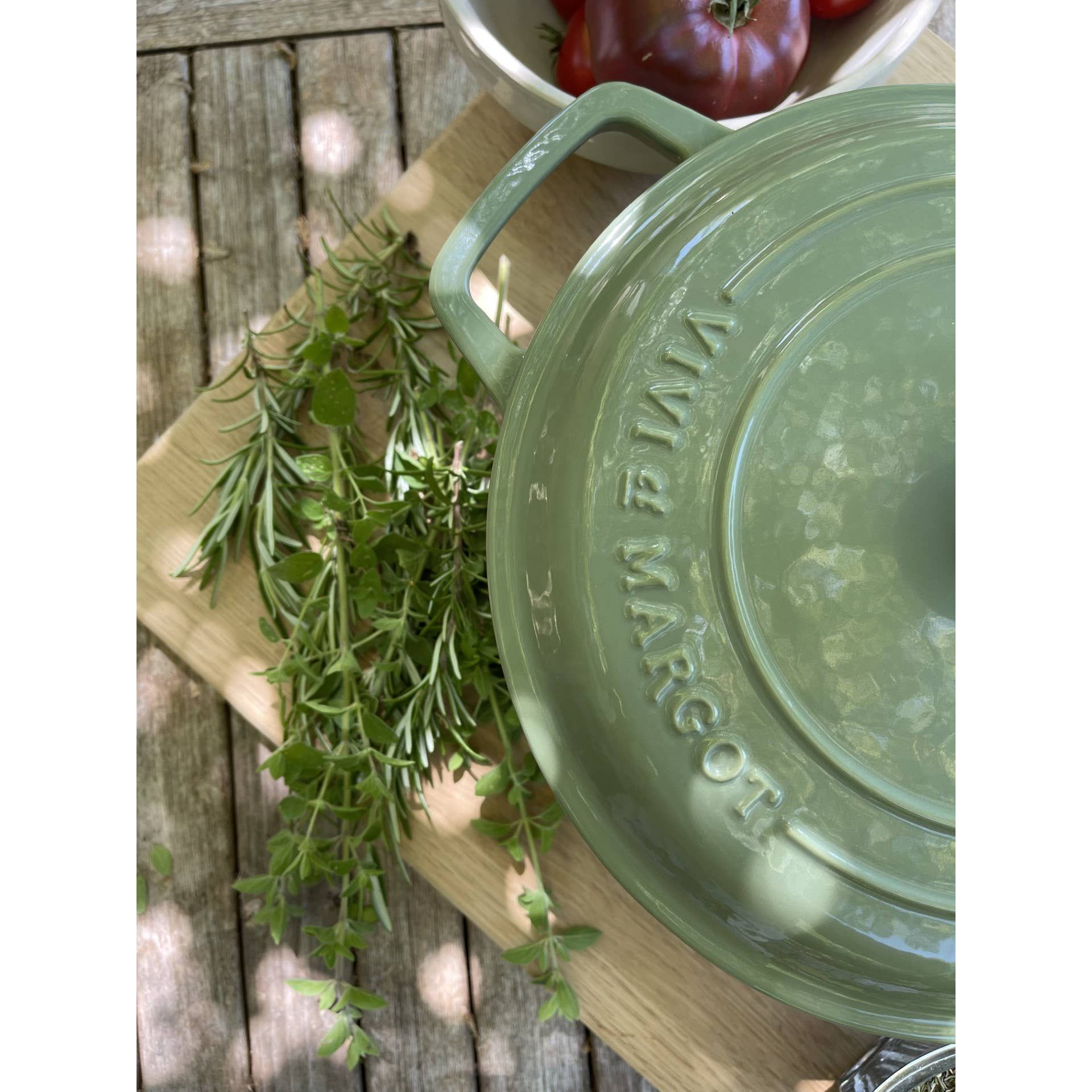 Cast Iron Dutch Oven