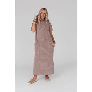 Easy Days Maxi Slit Tee Dress | Acorn