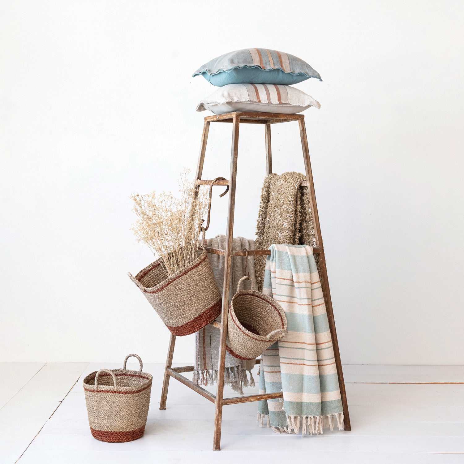 Decorative Metal Vintage Reproduction Ladder