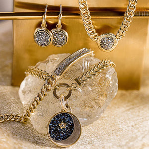 Kristal Huggie Drop Earrings