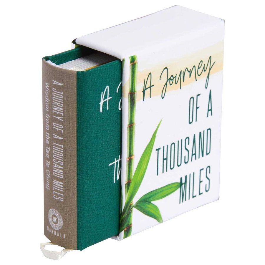 A Journey of a Thousand Miles(Tiny Book)