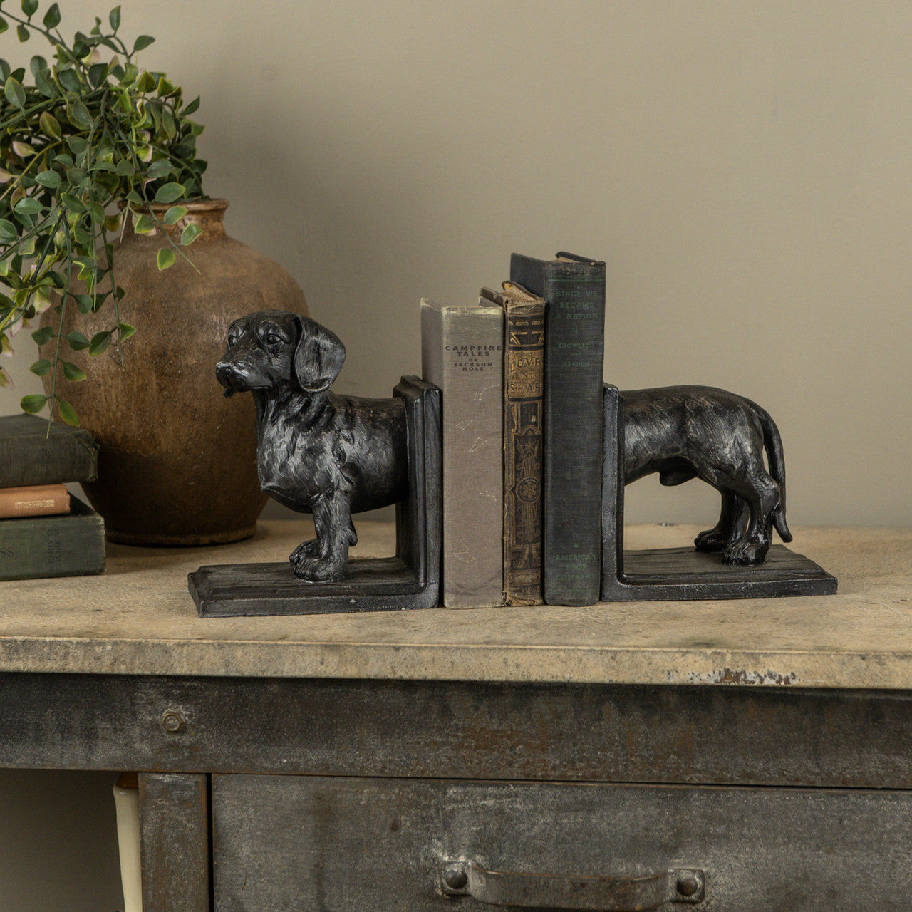 S/2 Dachshund Bookends