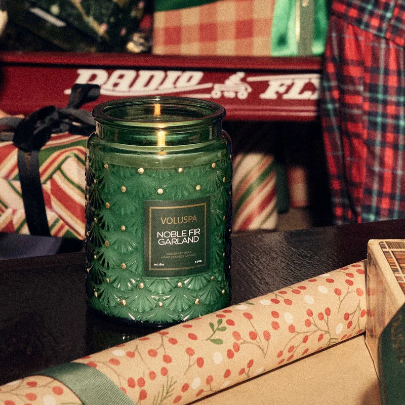 Voluspa Jar Candle | Large - Noble Fir Garland