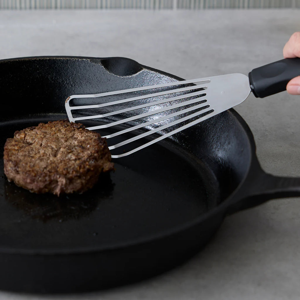 ENDURANCE® Fish Spatula