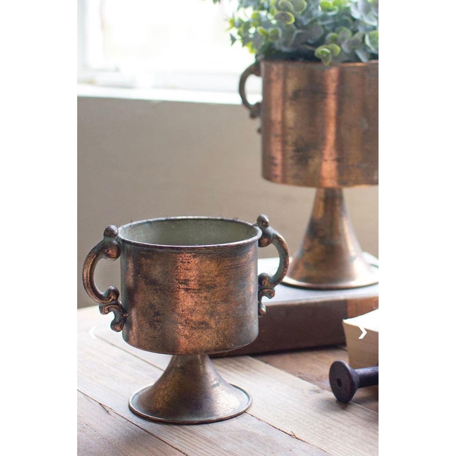 Antique Copper Finish Planter w/Handle