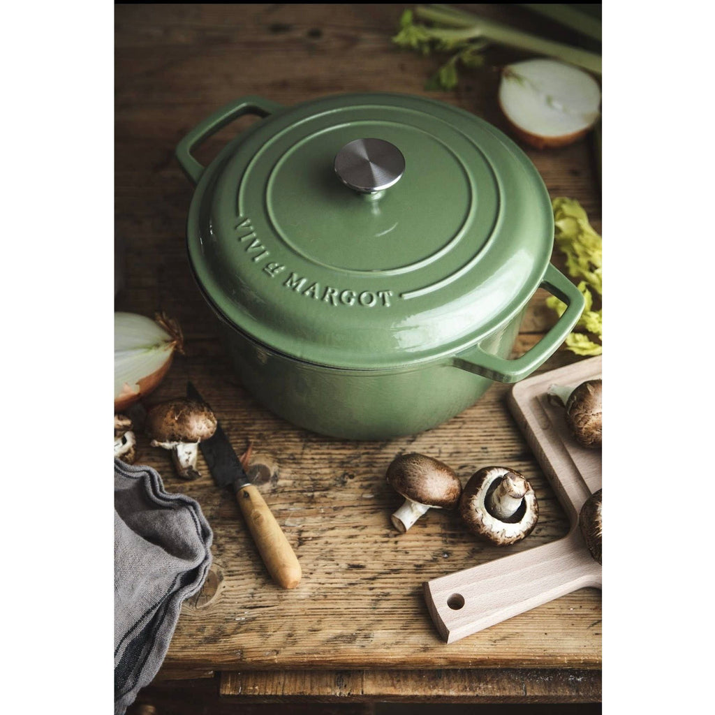 Cast Iron Dutch Oven