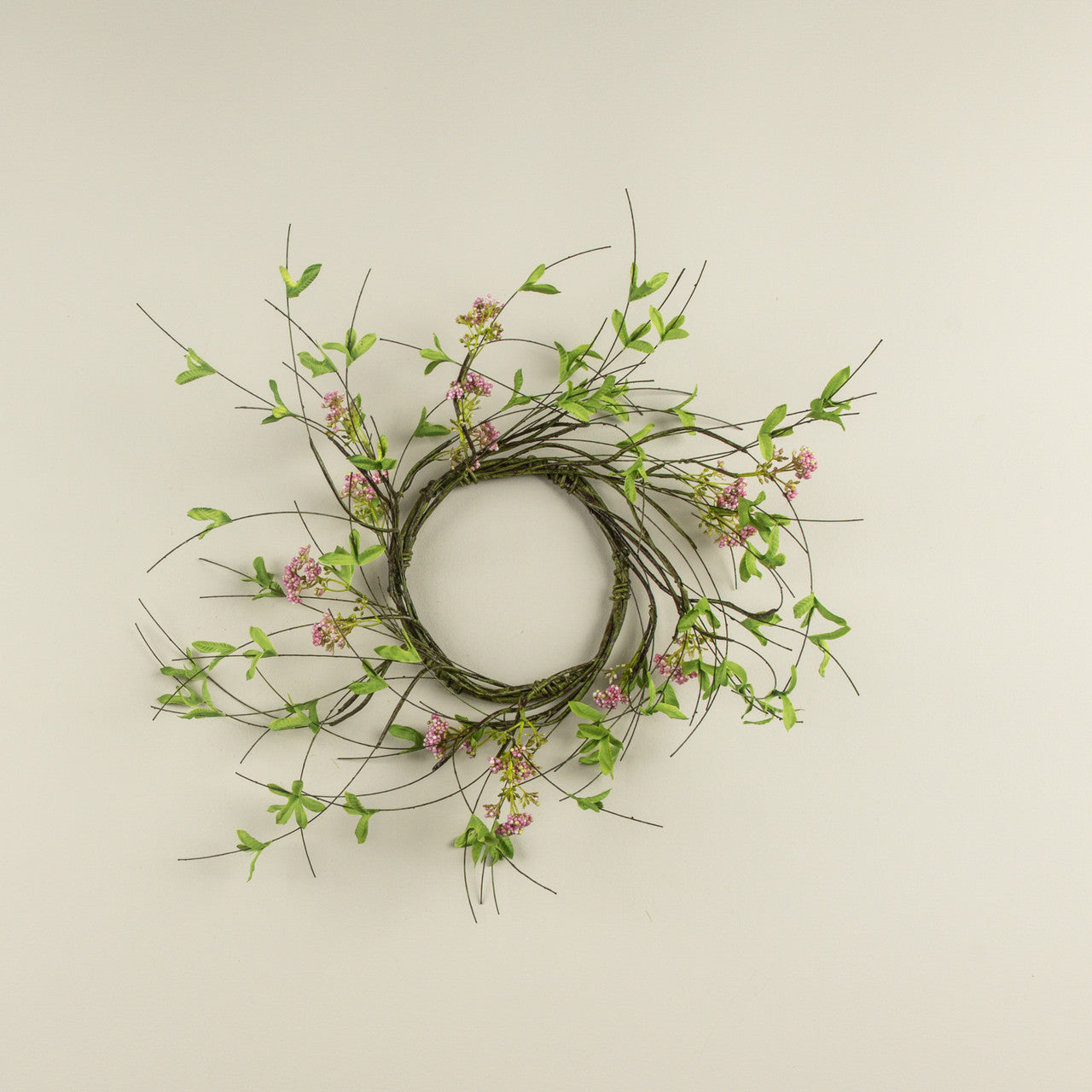 Pink Boxwood & Wildflower Vine Candle Ring
