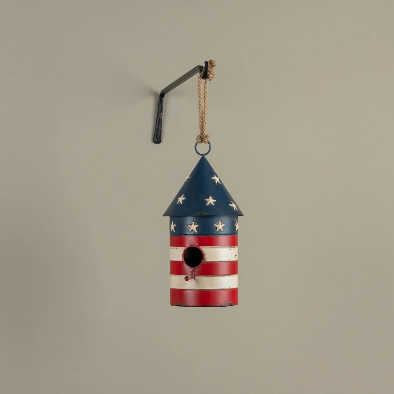Round Patriotic Birdhouse