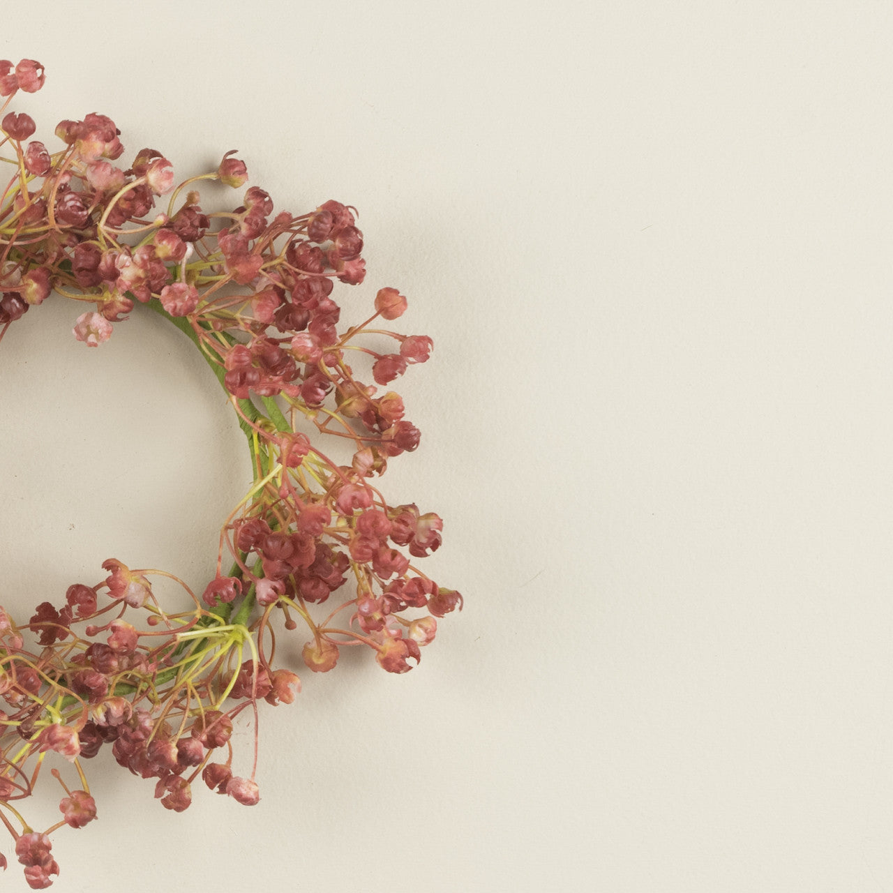 Wine Baby's Breath Candle Ring