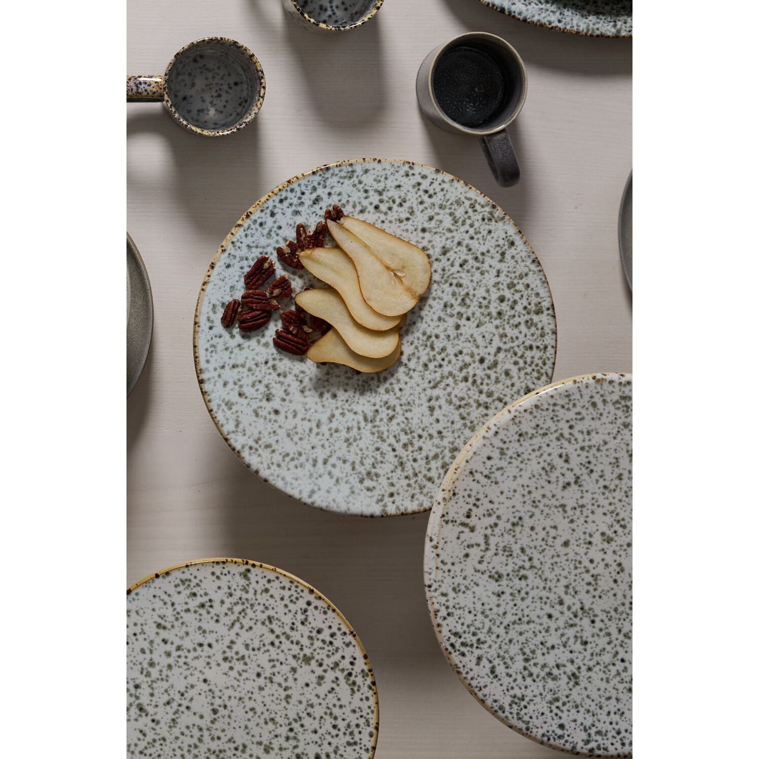 Starling Serving Stand
