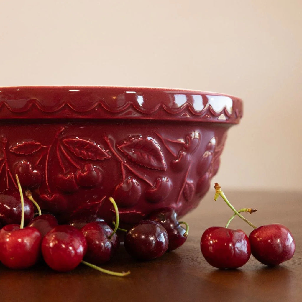 Mason Cash S24 Cherry Mixing Bowl (2.15 Qt)