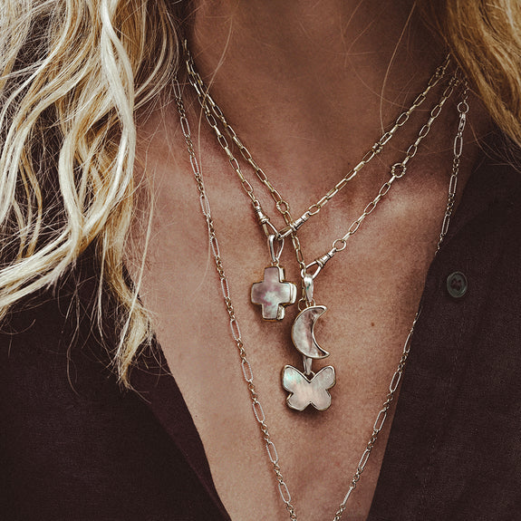 Manifesting Moon Pendant | Pink Abalone
