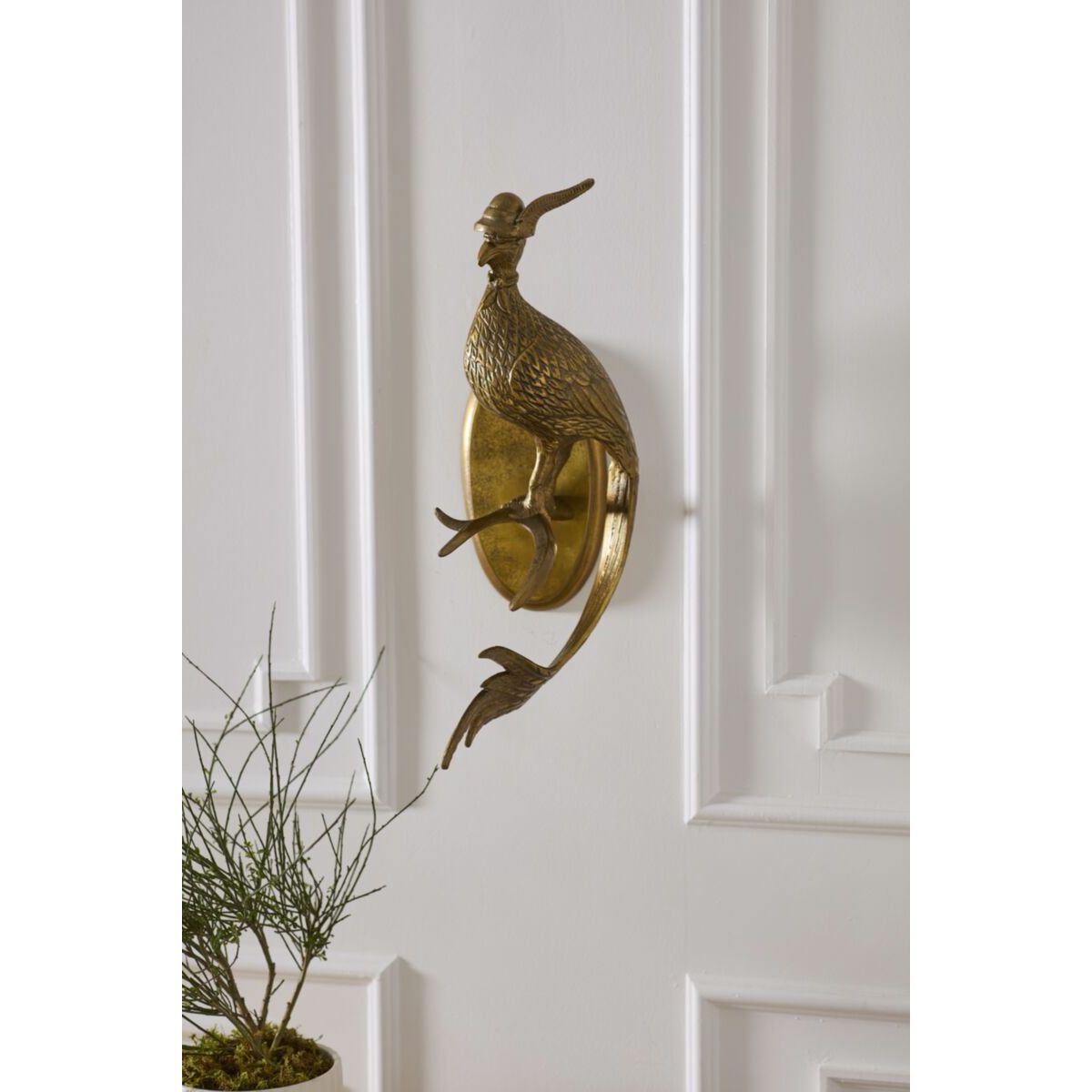 Wall Mount - Avery