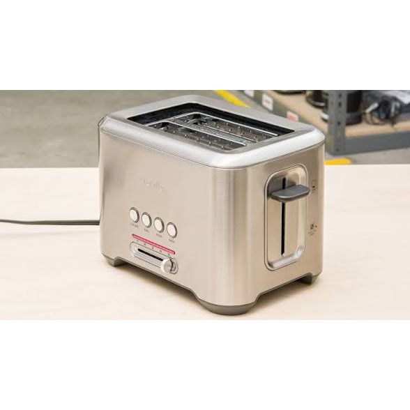 Breville the 'A Bit More'® 2-Slice Toaster