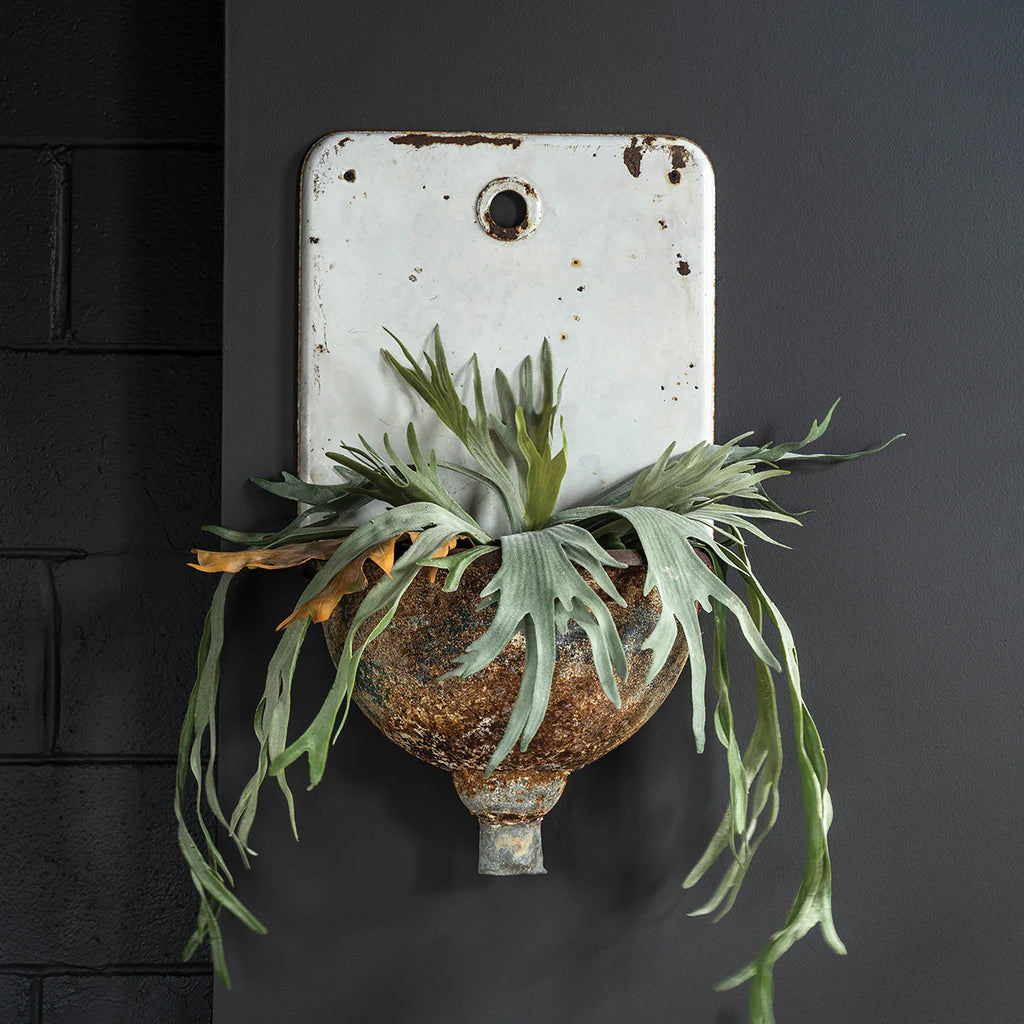 Vintage Garden Wall Sink