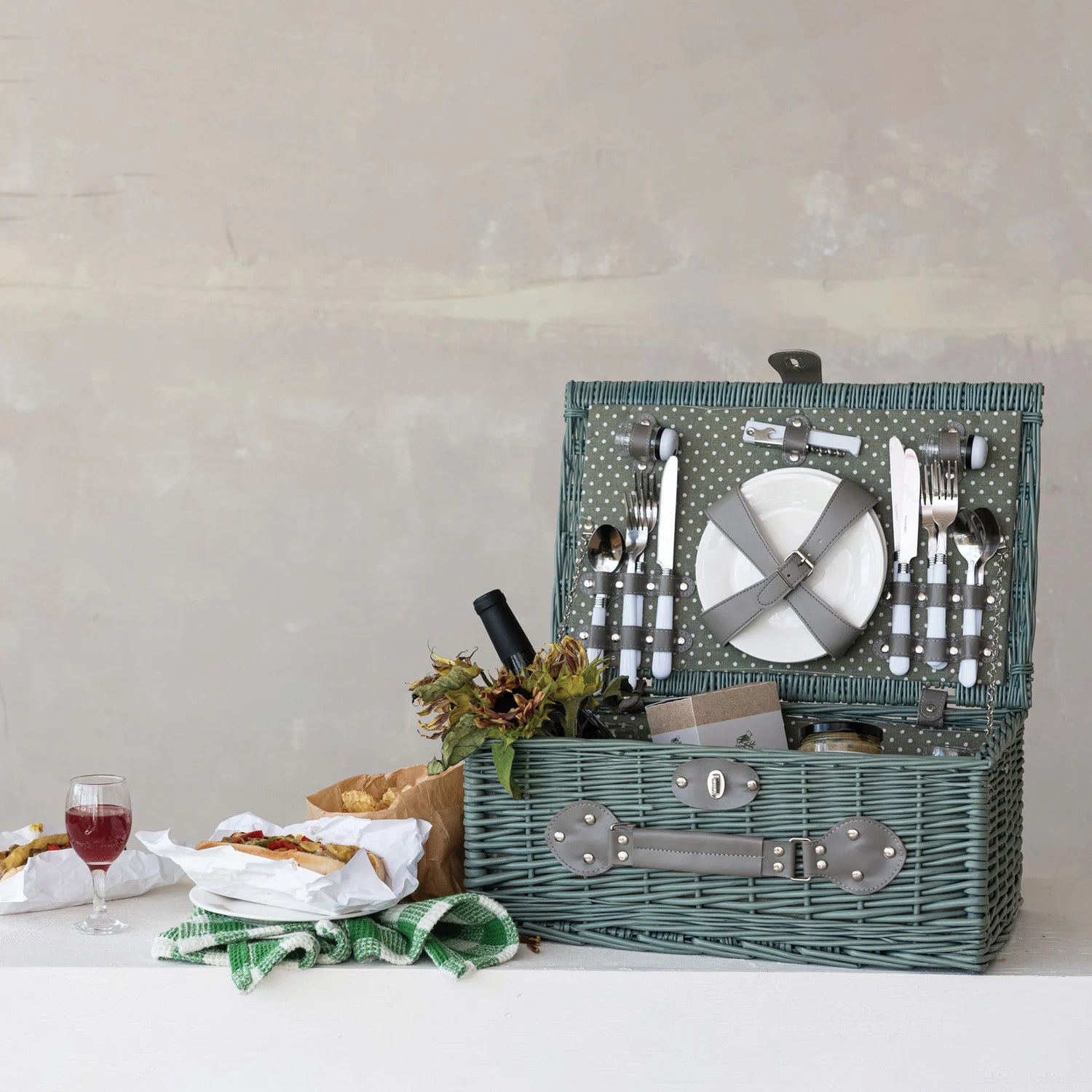 Picnic Basket (4 Person)