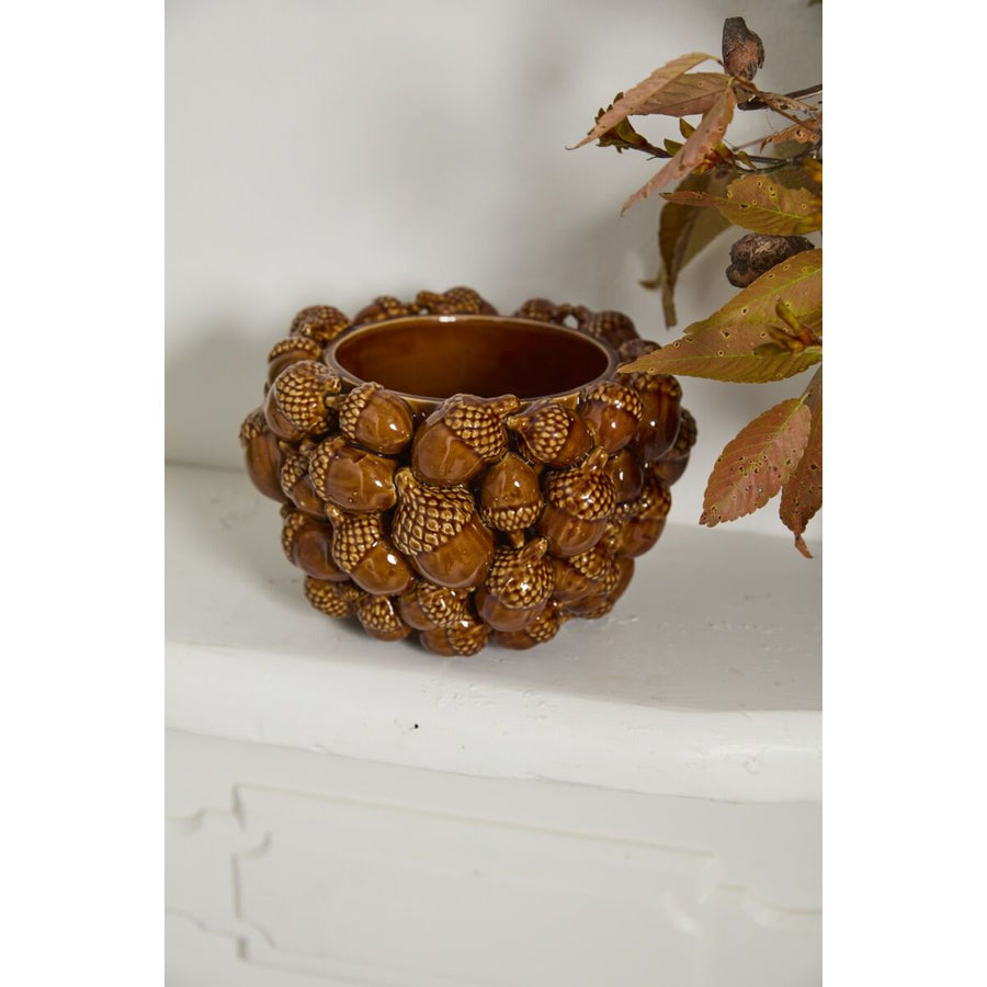 Acorn Pot