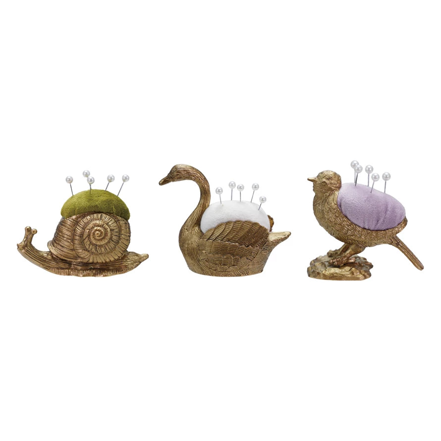 Velvet Pin Cushion w/Pearl Pins