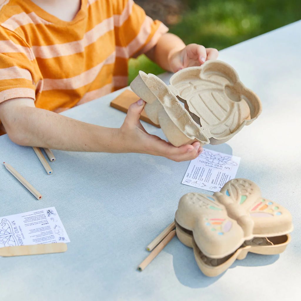 Curious Critters Activity Kit