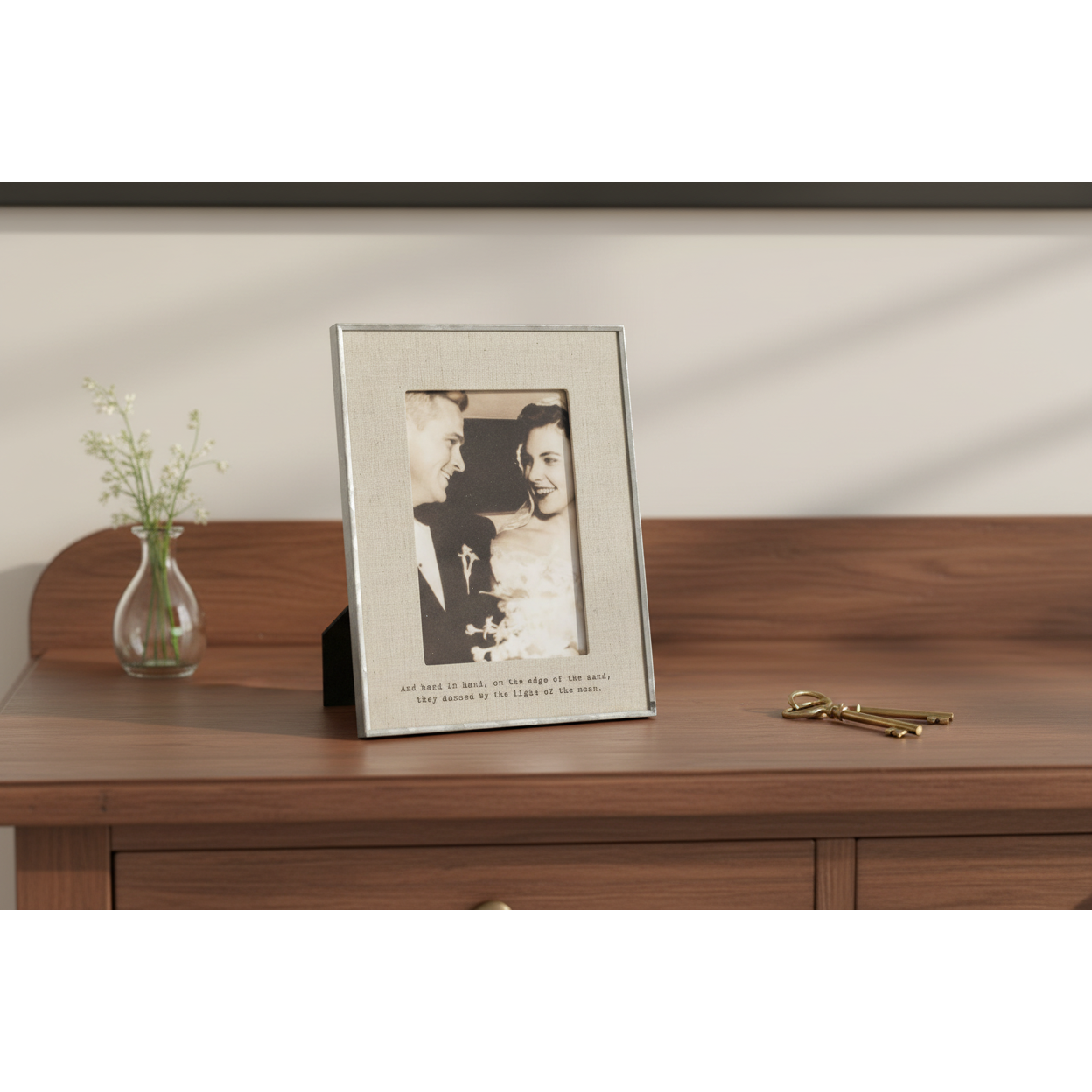 Glass Linen Photo Frame - Vertical | 6.5"X 8.5"
