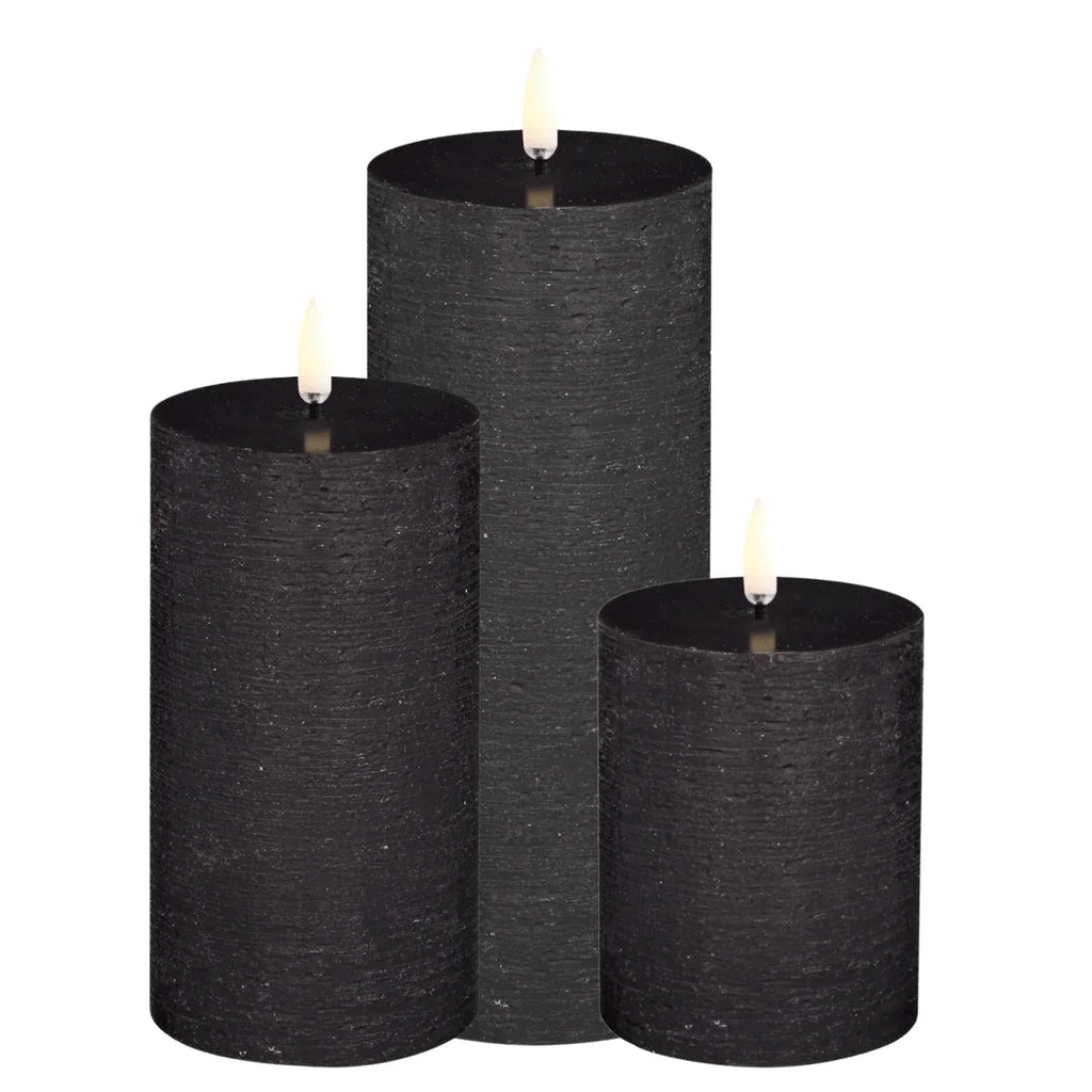 Uyuni Pillar Candle | Forest Black (Rustic)