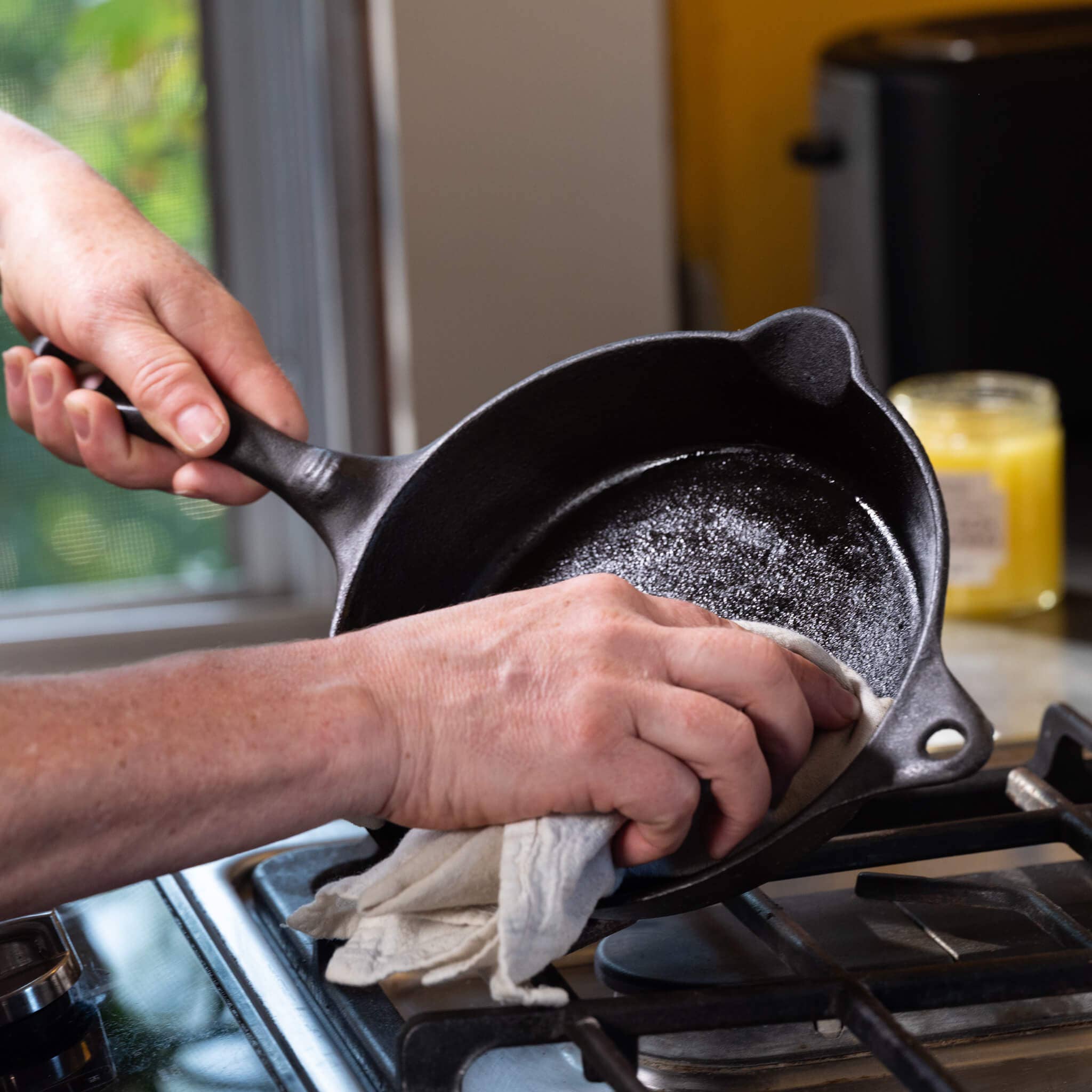 Cast Iron Seasoning Oil