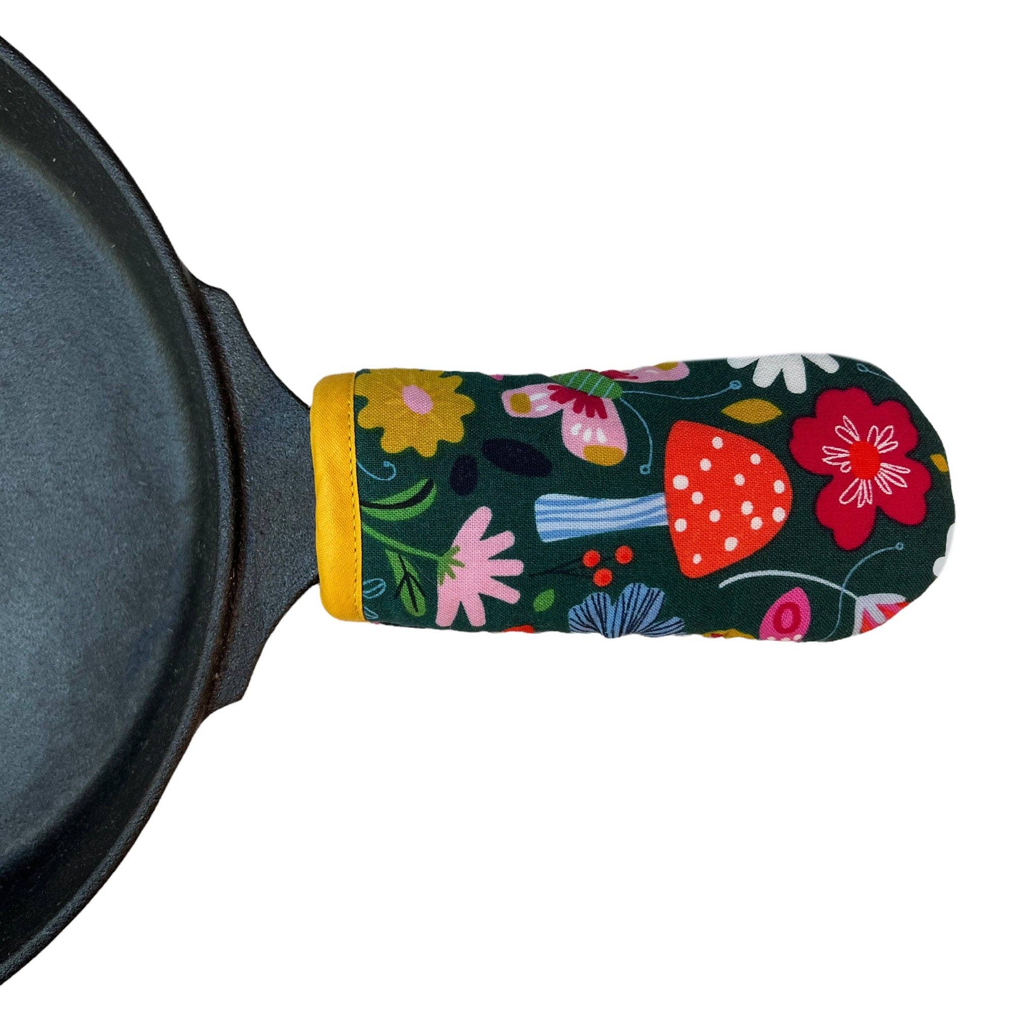 Skillet Mitt | Floral Mushrooms