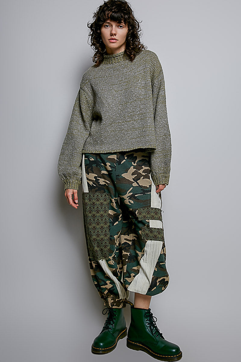 High-Neck Balloon Sleeve Rolling Edge Sweater