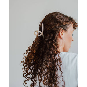 Beachy Loop Hair Claw | Pearl